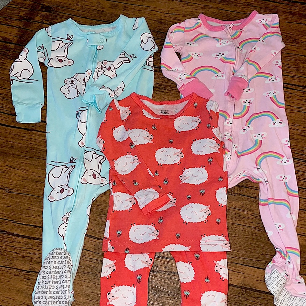 Bundle of 3 Light Weight Pajamas - Size 12 months